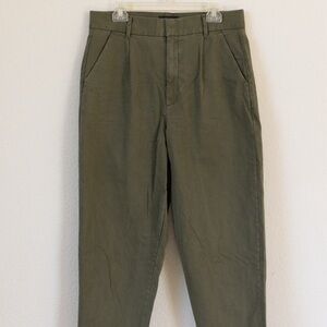 Banana Republic Pleated Crop Authentic Chino, olive green, size 12.